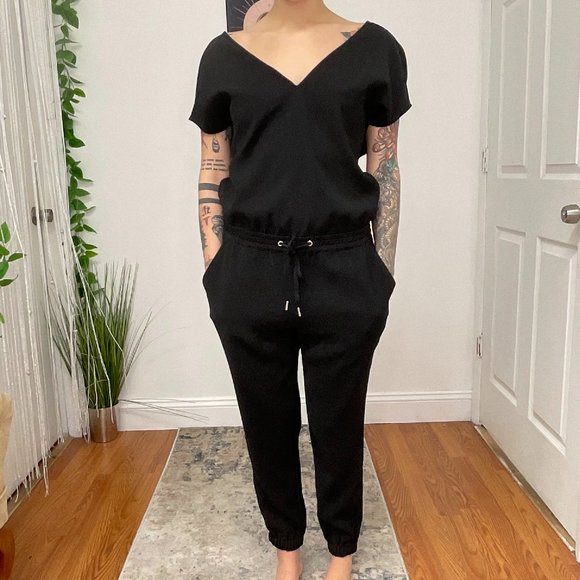 Philanthropy Pants - Philanthropy Short Sleeve V-Neck Jumpsuit Tie-Waist Size M Black
